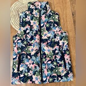 Vera Bradley Women’s Floral Zip Up Thin Puffer Vest